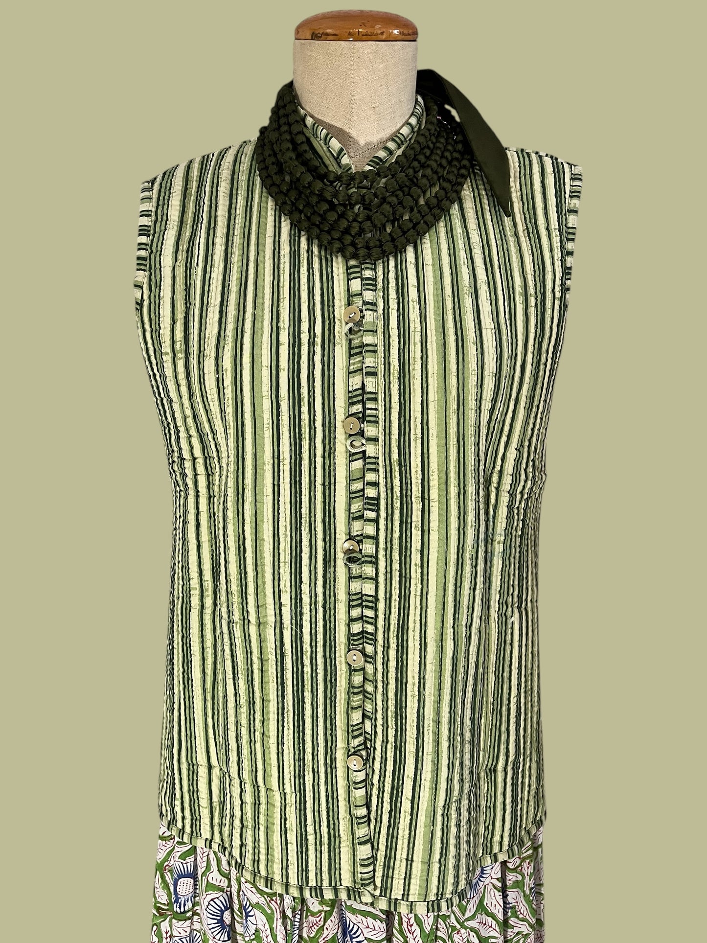 Kantha green double-face vest