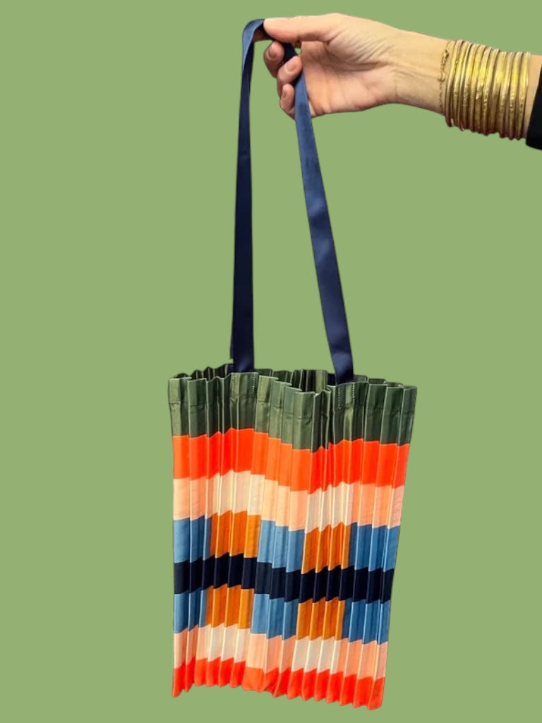 Jeans jacket and cotton dress, double side fabric belt, Multitudes bag